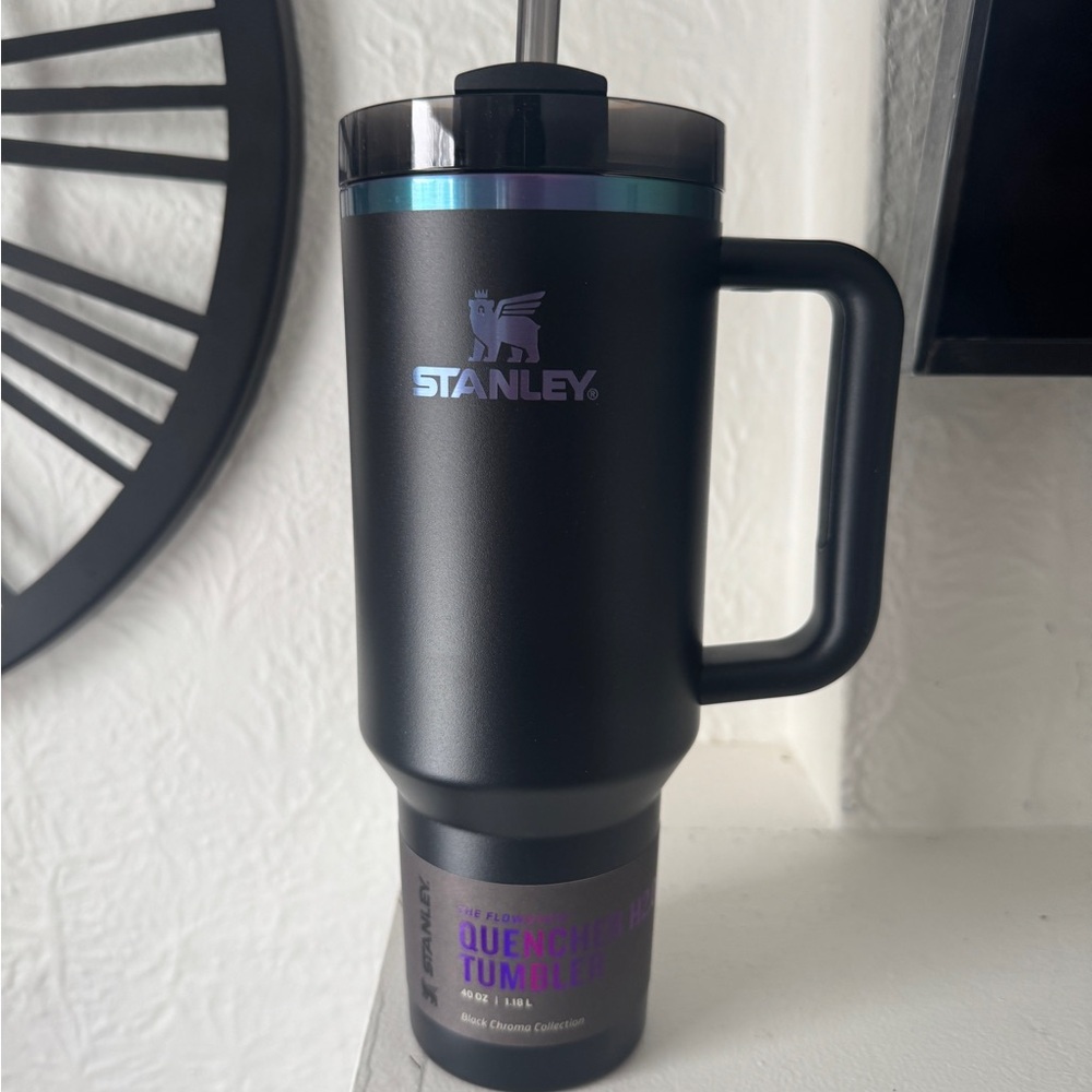 Stanley Matte Black Tumbler with Accents - Picture 1 of 4